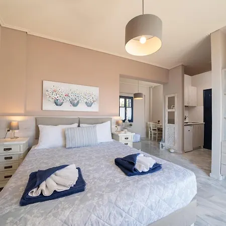 Aloe Studios, Waterfront Apartment