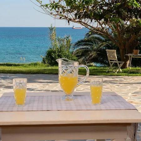 Aloe Studios, Waterfront Daire *