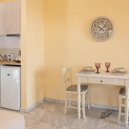 Aloe Studios, Waterfront