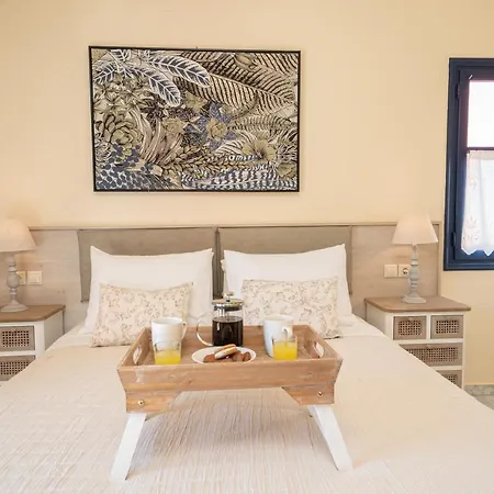 Aloe Studios, Waterfront Daire Karavádhos