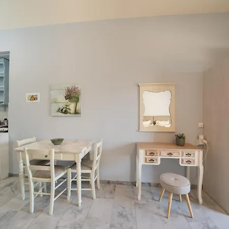 Aloe Studios, Waterfront *