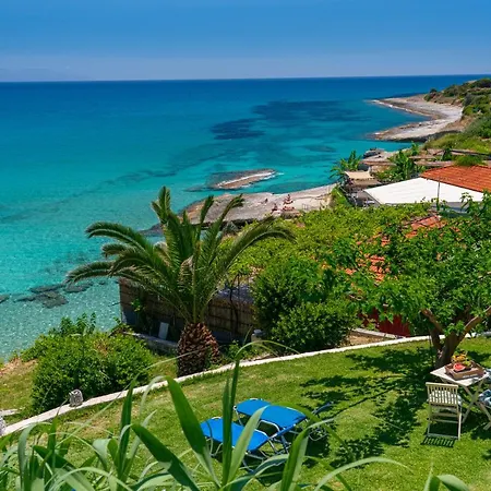 Aloe Studios, Waterfront Daire Karavádhos