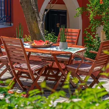 Aloe Studios, Waterfront * Karavádhos