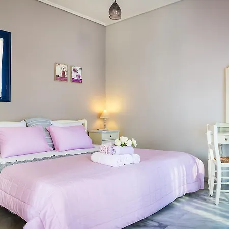 Aloe Studios, Waterfront Apartmán *