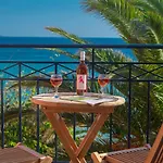 Daire Aloe Studios, Waterfront *